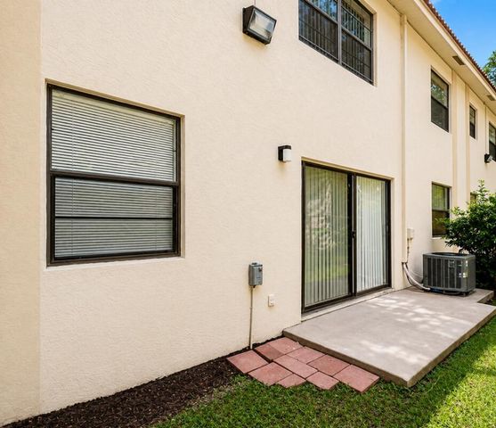 11442 NW 45th Street, Coral Springs, FL 33065