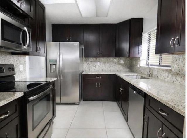 11442 NW 45th Street, Coral Springs, FL 33065