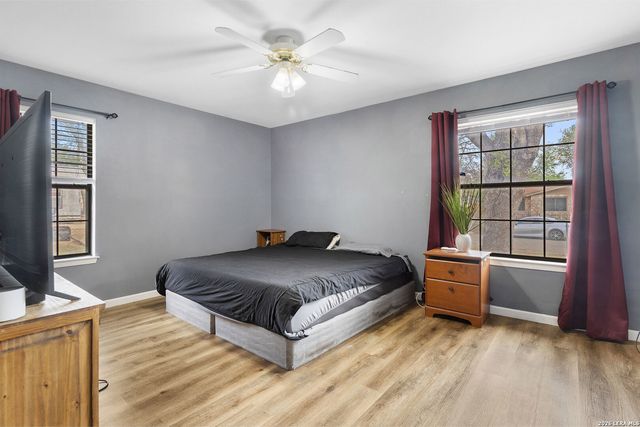 762 Avenue F, Poteet, TX 78065