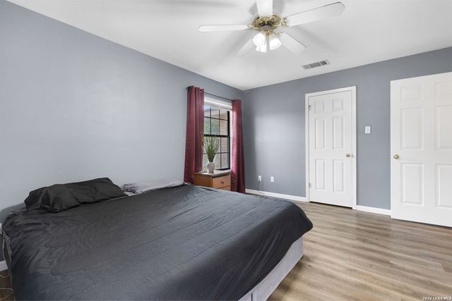 762 Avenue F, Poteet, TX 78065