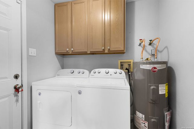 762 Avenue F, Poteet, TX 78065
