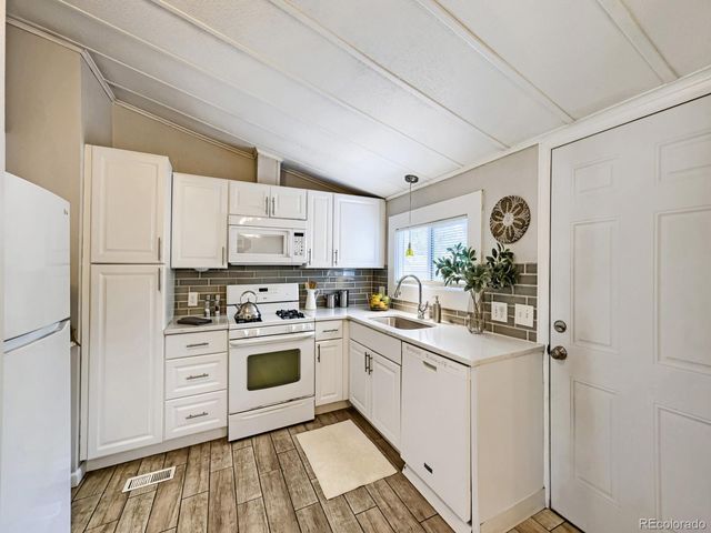 3090 W 55th Place, Denver, CO 80221