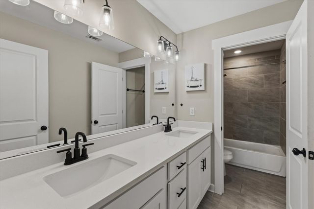 6424 SALLOWS CV, Bartlett, TN 38135