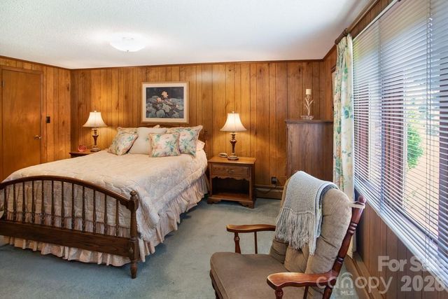 293 Dillardtown Road, Sylva, NC 28779