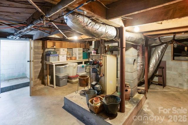 293 Dillardtown Road, Sylva, NC 28779