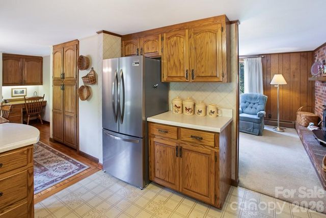 293 Dillardtown Road, Sylva, NC 28779
