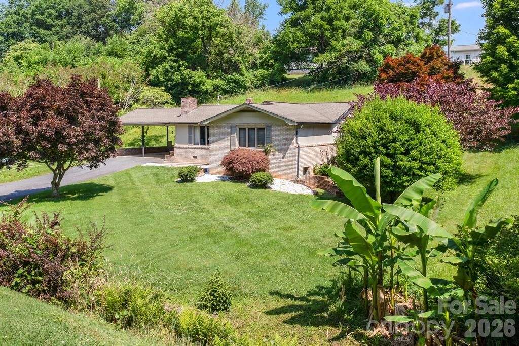 293 Dillardtown Road, Sylva, NC 28779