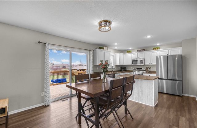 1487 93rd Street, West Des Moines, IA 50266