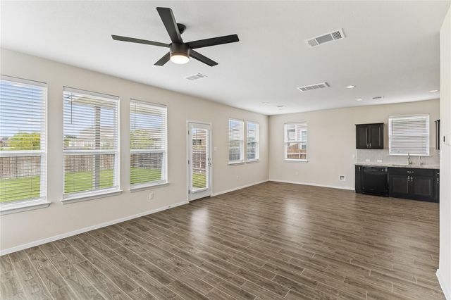 318 Schuylerville DR, Elgin, TX 78621