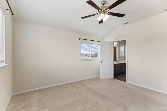 318 Schuylerville DR, Elgin, TX 78621