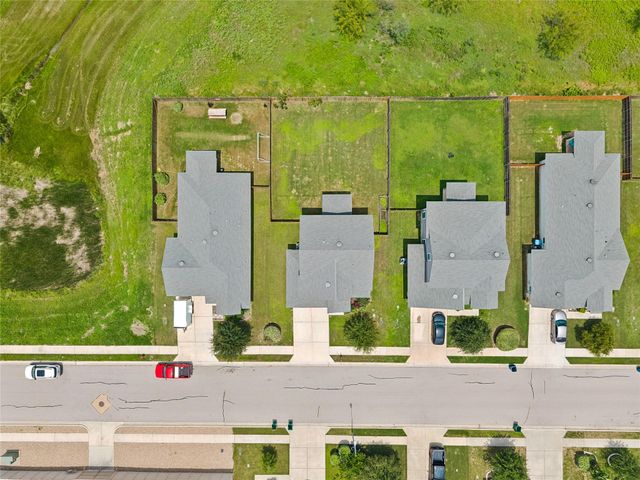 318 Schuylerville DR, Elgin, TX 78621