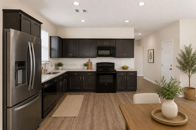 318 Schuylerville DR, Elgin, TX 78621