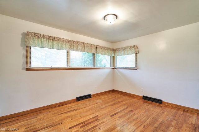 2964 Harris Avenue, Norton, OH 44203