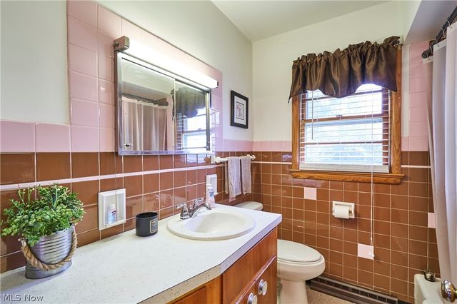 2964 Harris Avenue, Norton, OH 44203