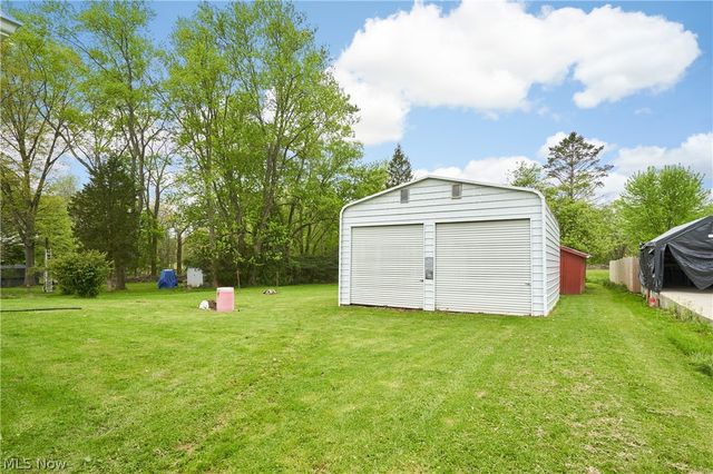 2964 Harris Avenue, Norton, OH 44203