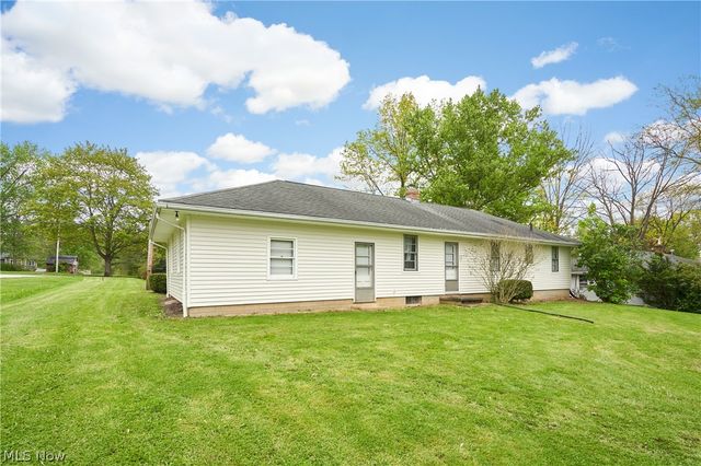 2964 Harris Avenue, Norton, OH 44203