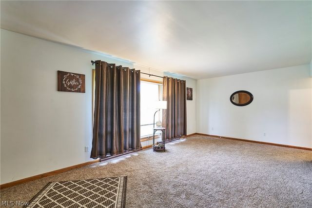 2964 Harris Avenue, Norton, OH 44203