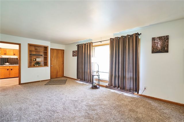 2964 Harris Avenue, Norton, OH 44203
