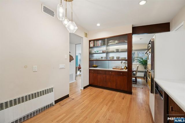 208 Prospect Avenue, Oradell, NJ 07649