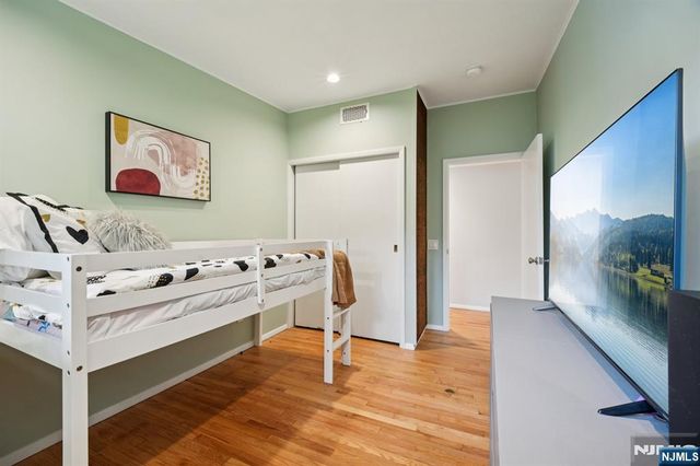 208 Prospect Avenue, Oradell, NJ 07649