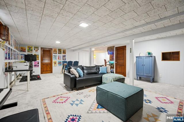 208 Prospect Avenue, Oradell, NJ 07649