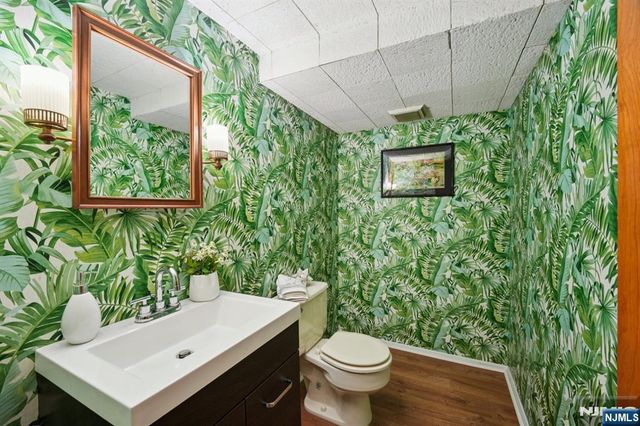 208 Prospect Avenue, Oradell, NJ 07649