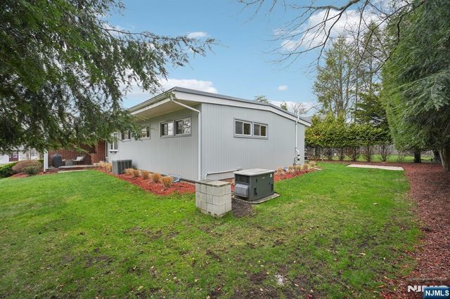 208 Prospect Avenue, Oradell, NJ 07649