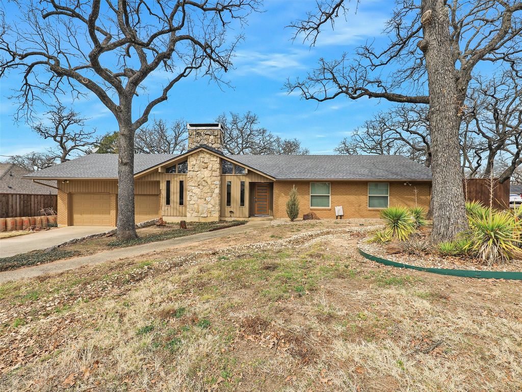 1023 Piping Rock Street, Denton, TX 76205