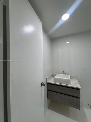 2312 S Cypress Bend Drive 107, Pompano Beach, FL 33069
