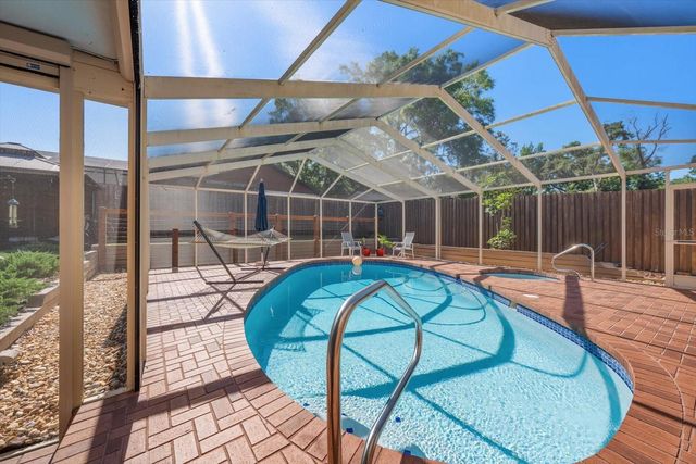 11311 LINBANKS PLACE, Tampa, FL 33617