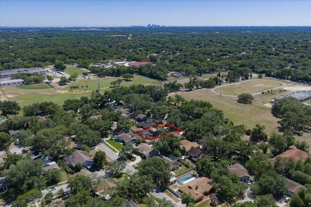 11311 LINBANKS PLACE, Tampa, FL 33617