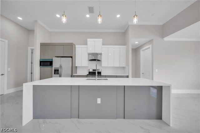 3500 7th ST SW, Lehigh Acres, FL 33976