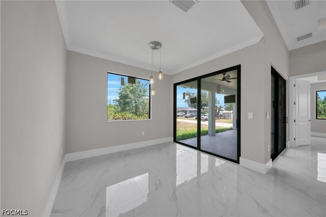 3500 7th ST SW, Lehigh Acres, FL 33976