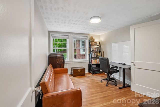 111 Bennett Street, Burnsville, NC 28714