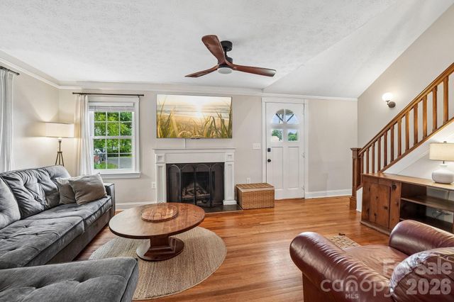 111 Bennett Street, Burnsville, NC 28714