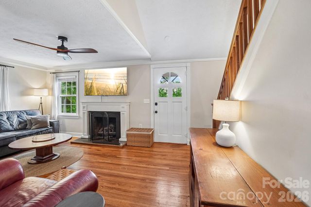 111 Bennett Street, Burnsville, NC 28714