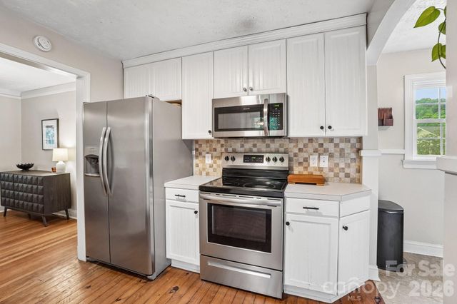 111 Bennett Street, Burnsville, NC 28714