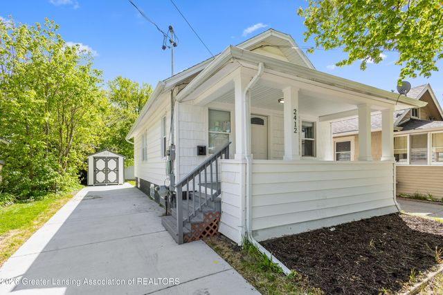 2412 Fernwood Avenue, Lansing, MI 48912