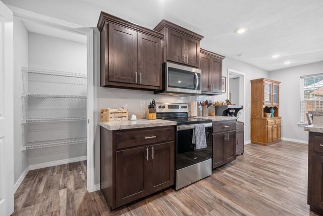 115 E Seminole Street, Strafford, MO 65757