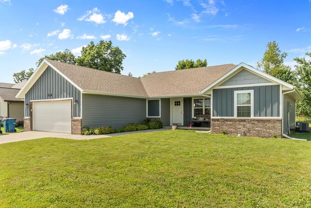 115 E Seminole Street, Strafford, MO 65757