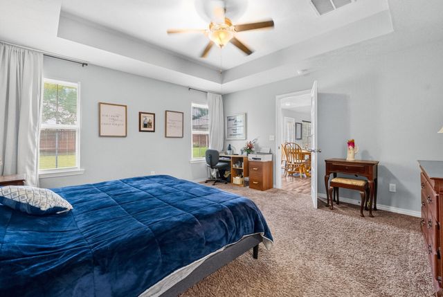 115 E Seminole Street, Strafford, MO 65757