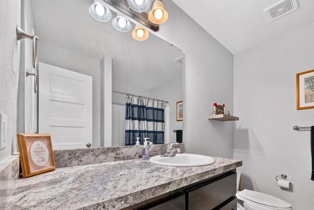115 E Seminole Street, Strafford, MO 65757