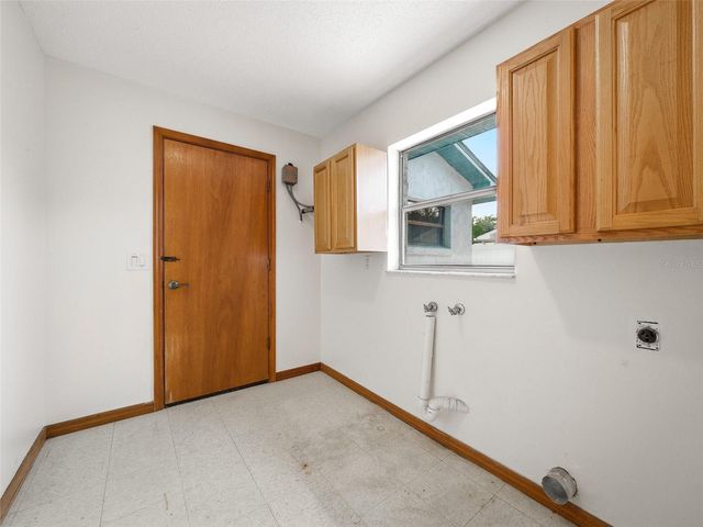 3303 ORANGE TREE DRIVE, Edgewater, FL 32141