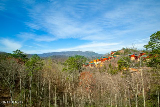 3708 Tilda Hilltop Way, Sevierville, TN 37862