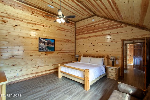 3708 Tilda Hilltop Way, Sevierville, TN 37862