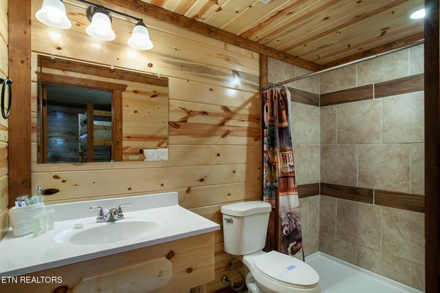 3708 Tilda Hilltop Way, Sevierville, TN 37862