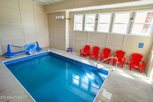 3708 Tilda Hilltop Way, Sevierville, TN 37862