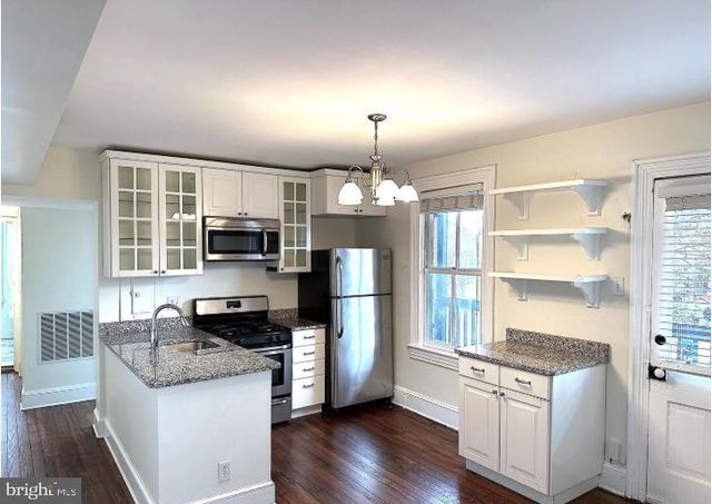 1133 D ST NE, Washington, DC 20002