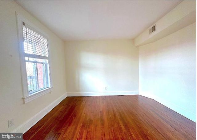1133 D ST NE, Washington, DC 20002