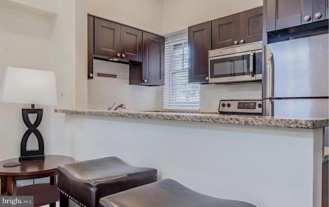 1133 D ST NE, Washington, DC 20002